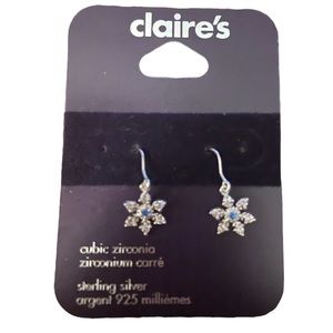 BNWT Claire’s Sterling Silver 925 Cubic Zirconia Snowflake Earrings